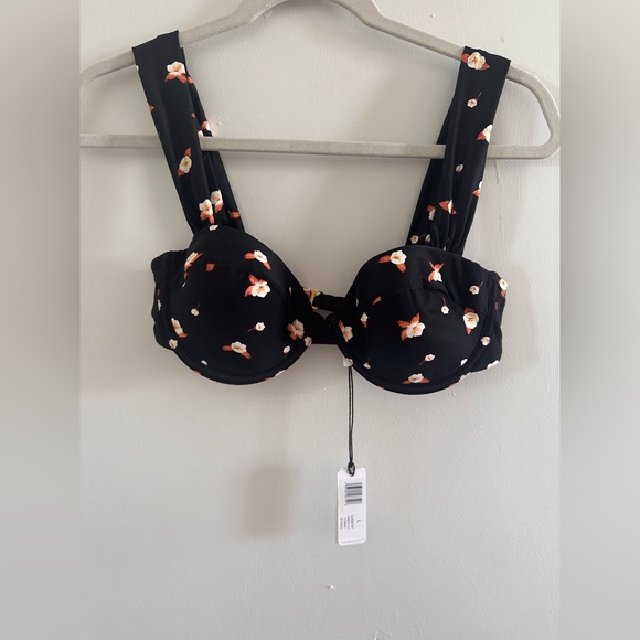 WeWoreWhat Claudia Bikini Top - Picture 1 of 3